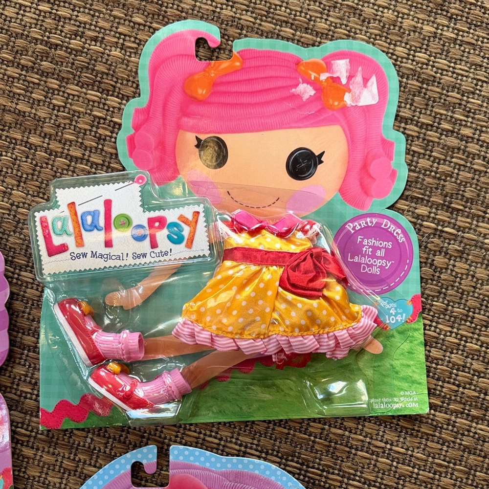 Lalaloopsy Dolls Outfit Sets (3) - Picture 3 of 5
